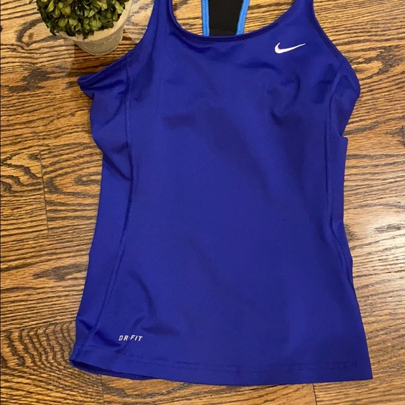 Nike Dri-Fit Fitted Athletic Tank Top - Picture 9 of 9
